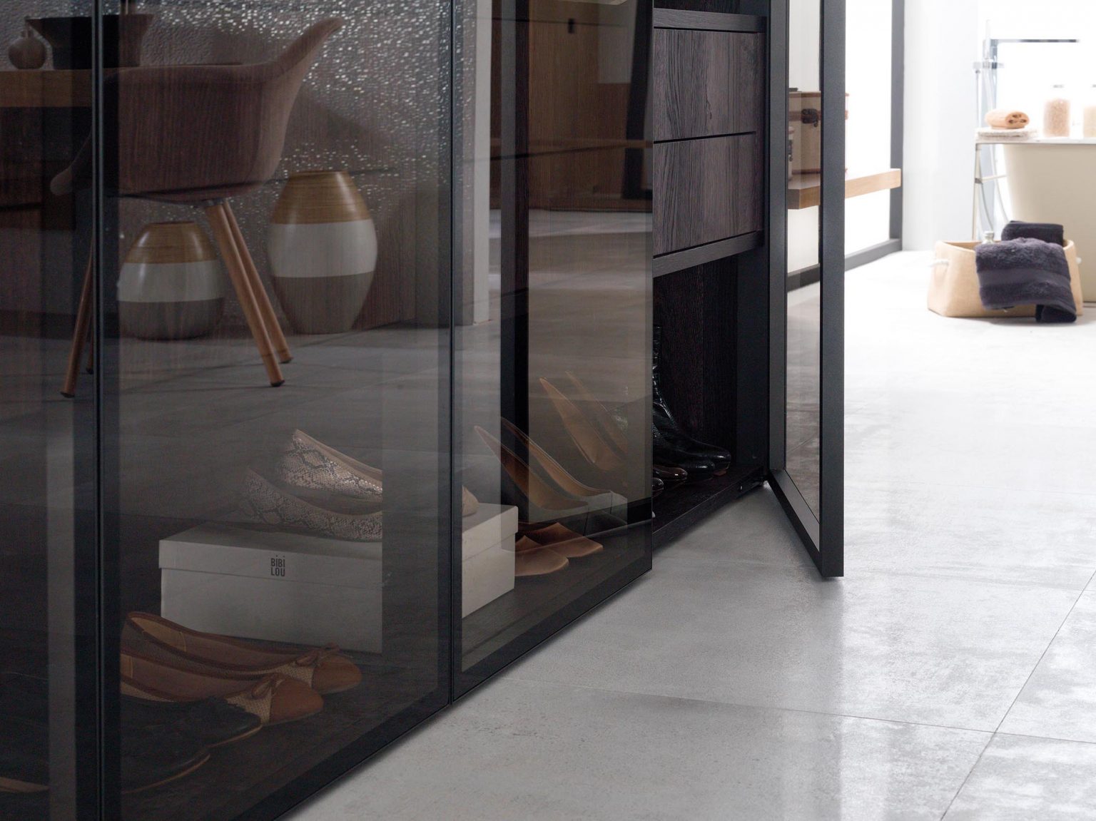 luxusní šatna gamadecor porcelanosa grupo